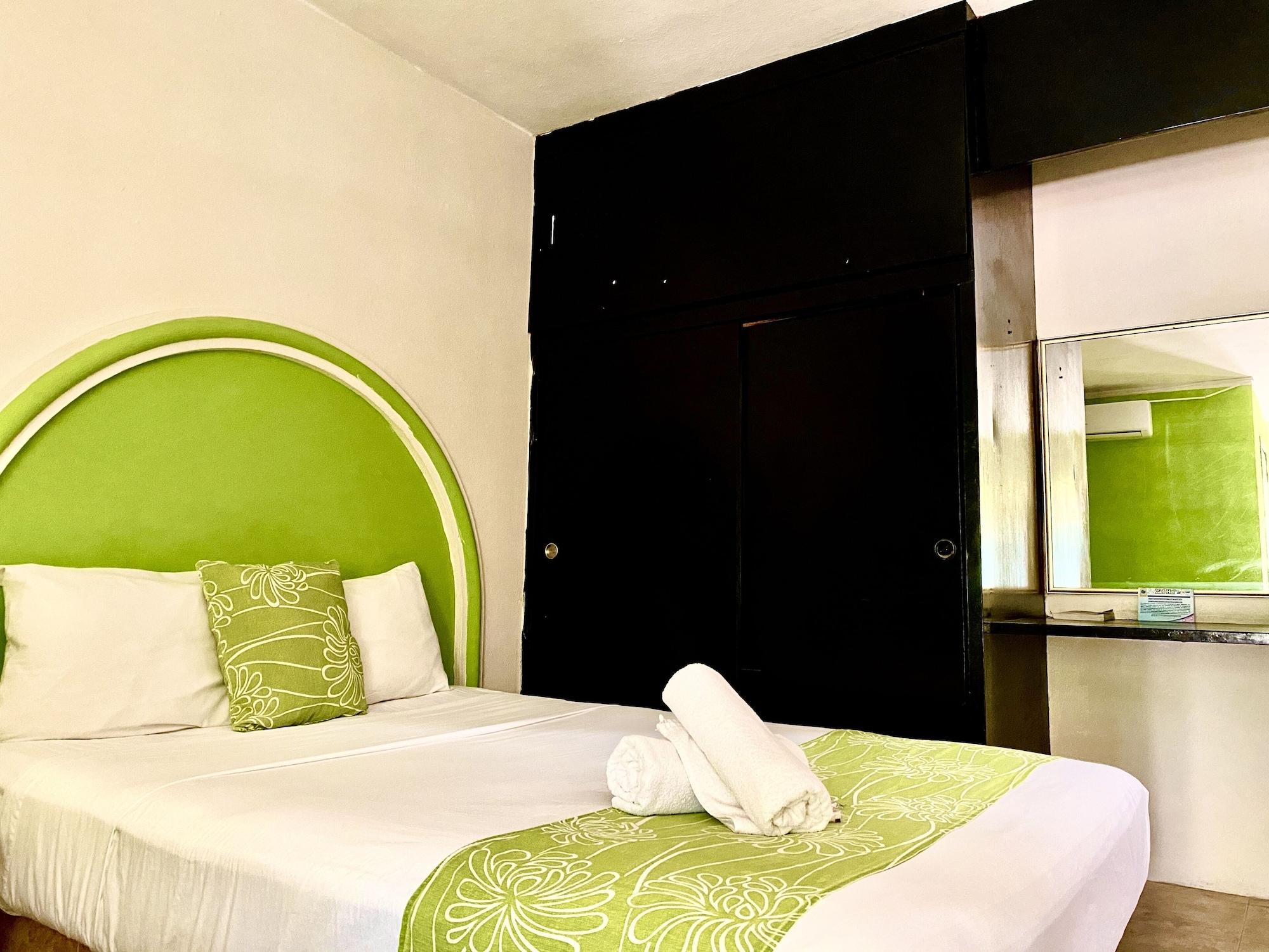 Hotel Hc Internacional Cancún Extérieur photo
