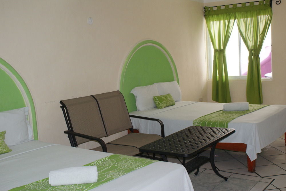 Hotel Hc Internacional Cancún Extérieur photo