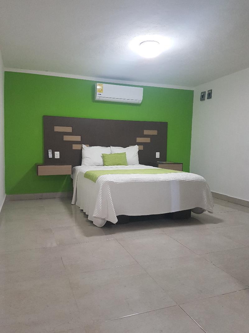 Hotel Hc Internacional Cancún Extérieur photo